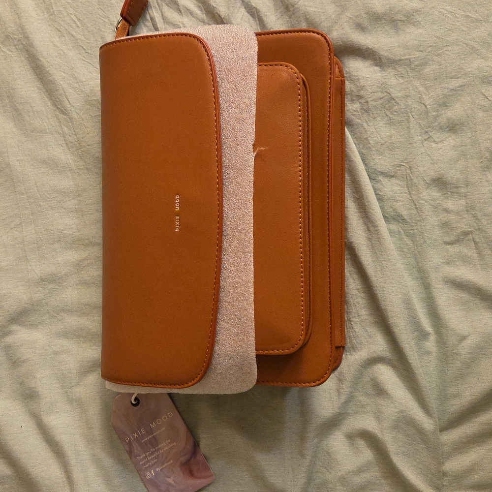 NWT Pixie Mood Zoe crossbody vegan leather purse